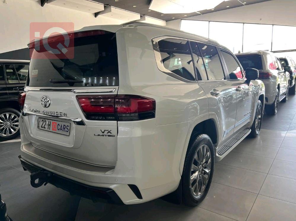 تويوتا لاندكروزر